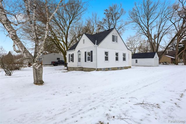 31408 Brown Street, Garden City, MI 48135