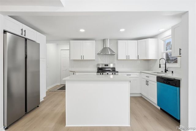 31408 Brown Street, Garden City, MI 48135