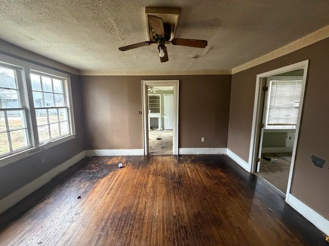 211 Thurman Street, Lafayette, GA 30728