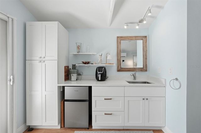 5850 27TH AVENUE S, Gulfport, FL 33707