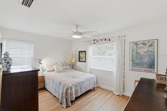 5850 27TH AVENUE S, Gulfport, FL 33707