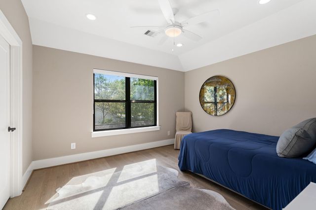 9858 Briarwild Lane, Houston, TX 77080