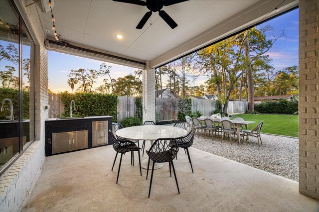 9858 Briarwild Lane, Houston, TX 77080