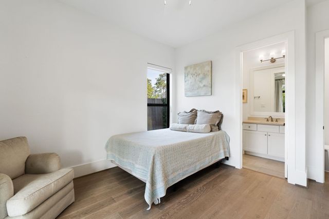 9858 Briarwild Lane, Houston, TX 77080