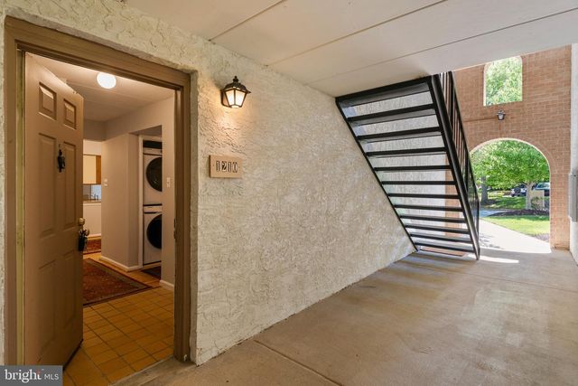 1210 EAGLES RIDGE DR, Chesterbrook, PA 19087