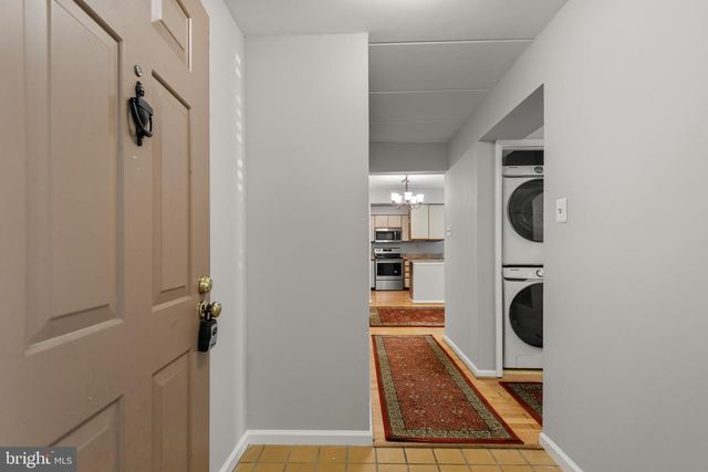 1210 EAGLES RIDGE DR, Chesterbrook, PA 19087