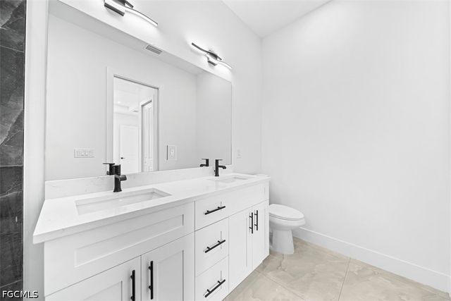 442 Redwing ST SW, Lehigh Acres, FL 33974