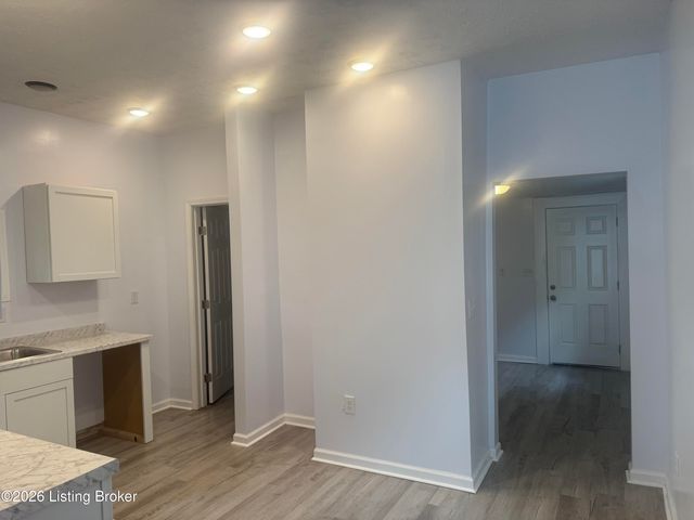 3419 Grand Ave, Louisville, KY 40211