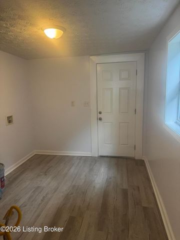 3419 Grand Ave, Louisville, KY 40211