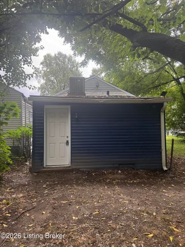 3419 Grand Ave, Louisville, KY 40211