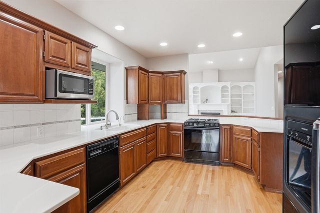 724 N Lancashire Ln, Liberty Lake, WA 99019