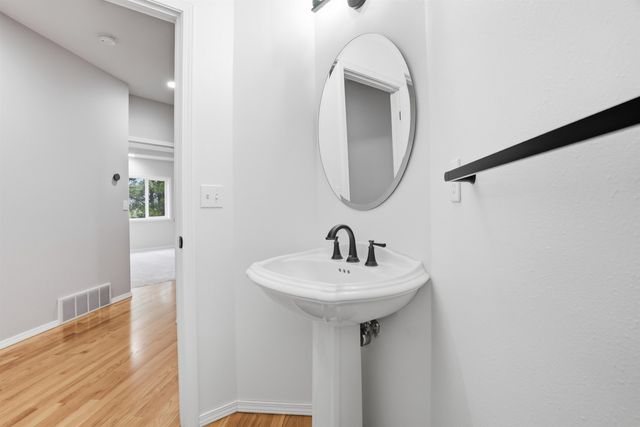 724 N Lancashire Ln, Liberty Lake, WA 99019