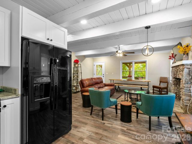 139 Kammerer Drive, Waynesville, NC 28785
