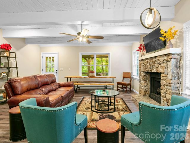 139 Kammerer Drive, Waynesville, NC 28785