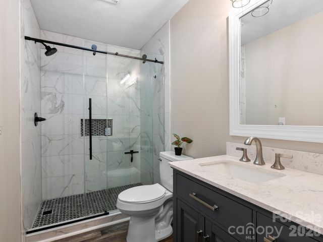 139 Kammerer Drive, Waynesville, NC 28785