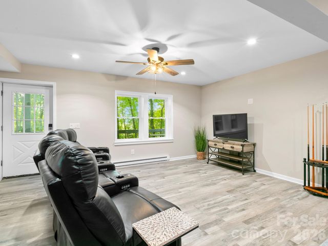 139 Kammerer Drive, Waynesville, NC 28785