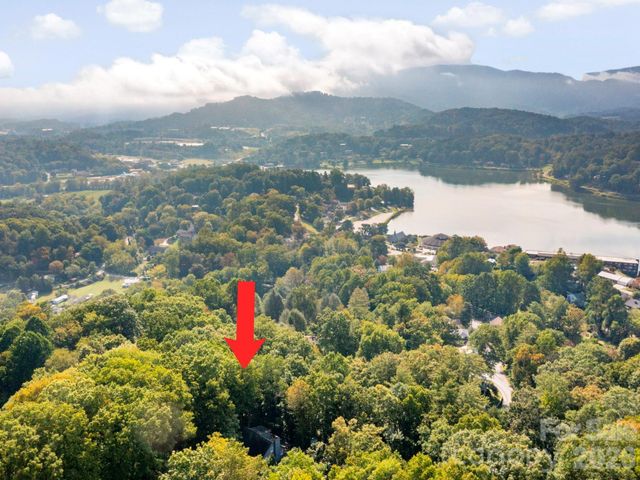139 Kammerer Drive, Waynesville, NC 28785