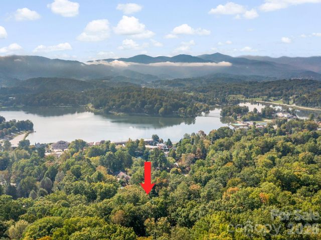 139 Kammerer Drive, Waynesville, NC 28785
