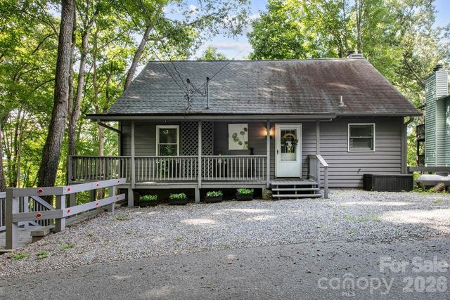 139 Kammerer Drive, Waynesville, NC 28785