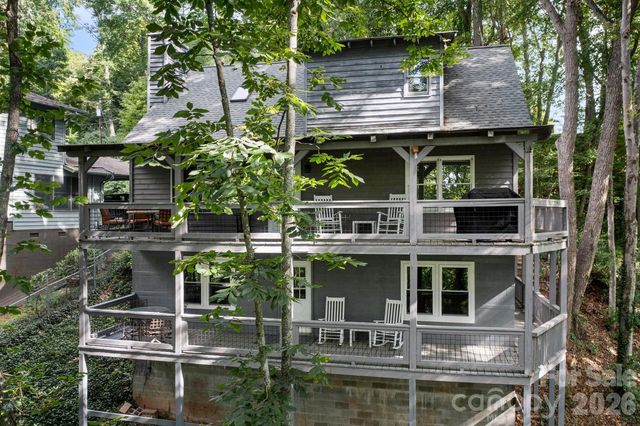 139 Kammerer Drive, Waynesville, NC 28785