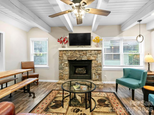 139 Kammerer Drive, Waynesville, NC 28785