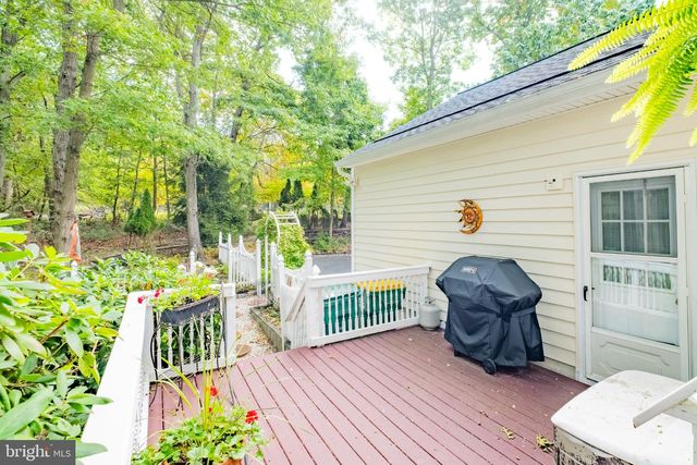 16 MARISSA DR, New Egypt, NJ 08533