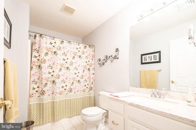 16 MARISSA DR, New Egypt, NJ 08533