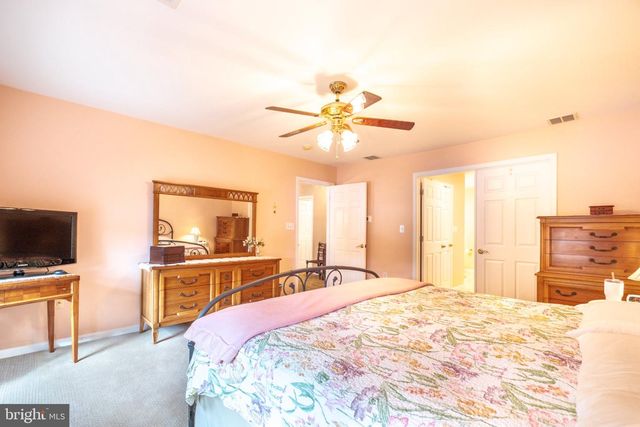 16 MARISSA DR, New Egypt, NJ 08533