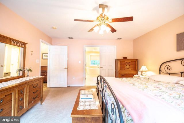 16 MARISSA DR, New Egypt, NJ 08533