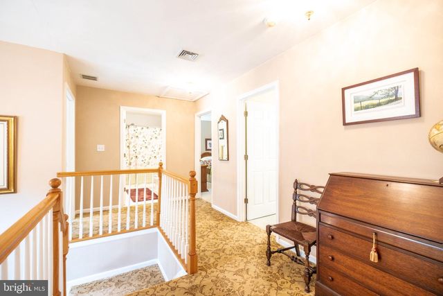 16 MARISSA DR, New Egypt, NJ 08533
