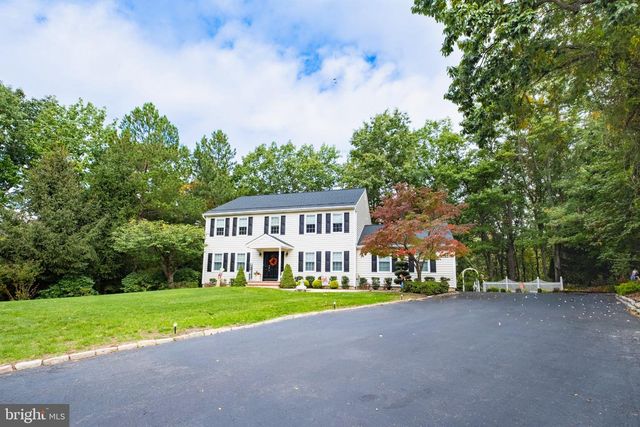 16 MARISSA DR, New Egypt, NJ 08533