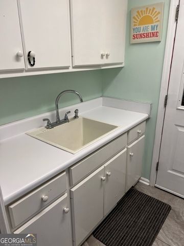 11 Plantation Drive, Swainsboro, GA 30401