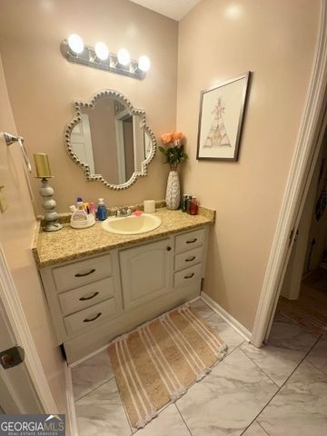 11 Plantation Drive, Swainsboro, GA 30401