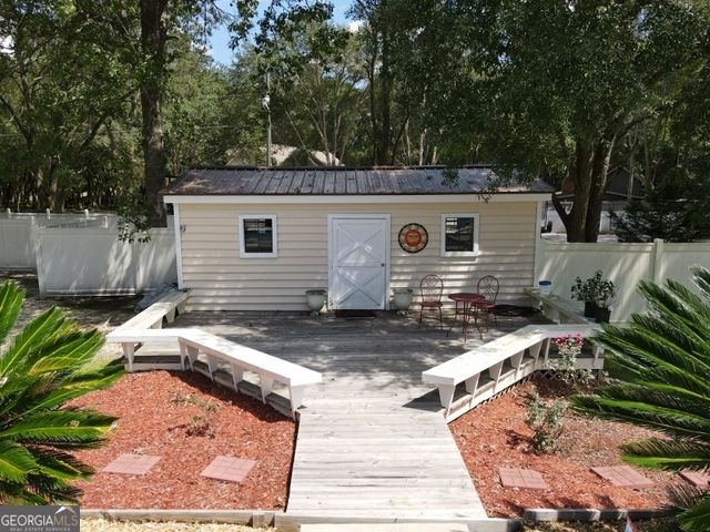 11 Plantation Drive, Swainsboro, GA 30401