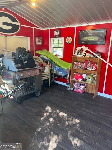 11 Plantation Drive, Swainsboro, GA 30401