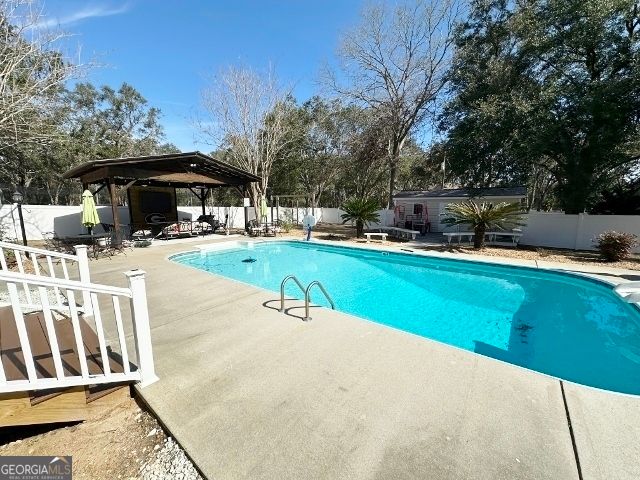 11 Plantation Drive, Swainsboro, GA 30401