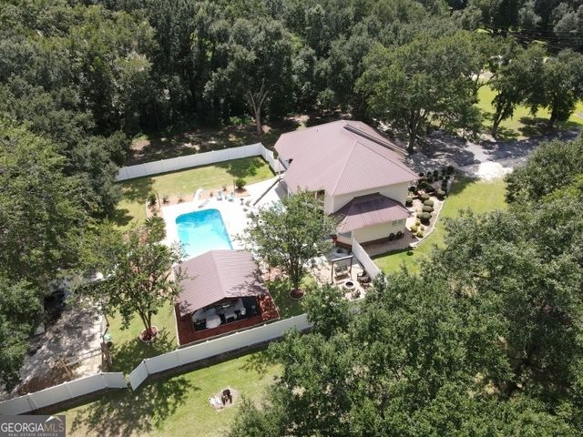 11 Plantation Drive, Swainsboro, GA 30401