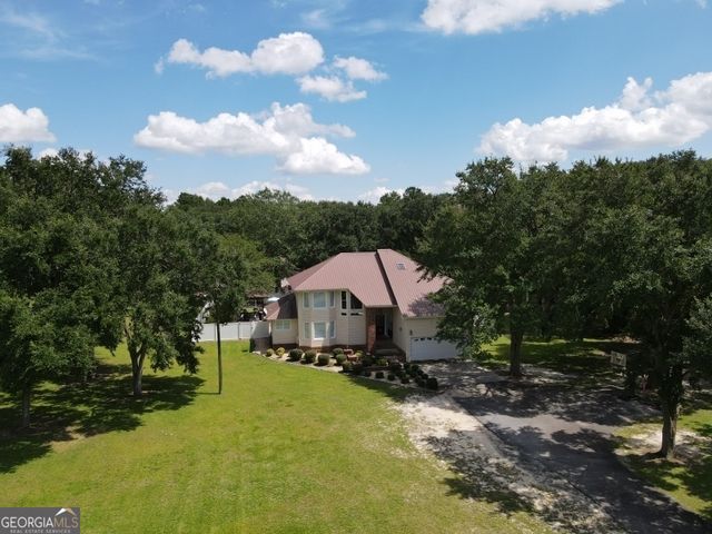 11 Plantation Drive, Swainsboro, GA 30401