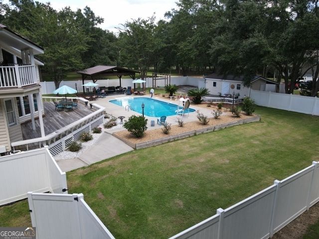 11 Plantation Drive, Swainsboro, GA 30401