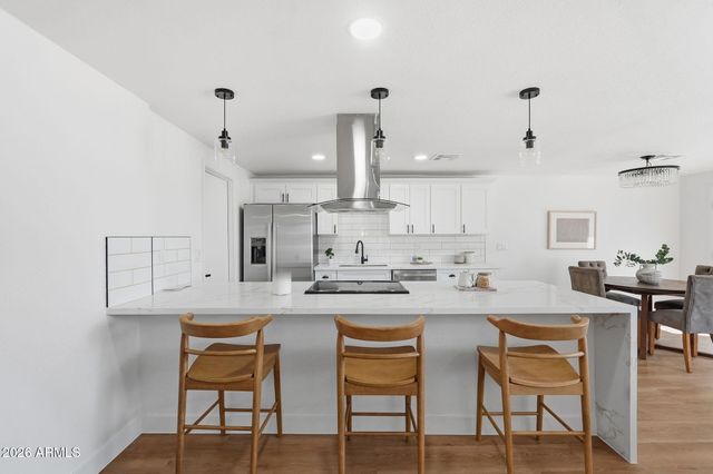 1825 W ROSAL Drive, Chandler, AZ 85224