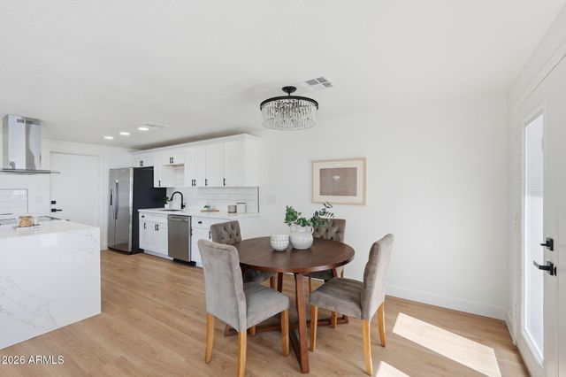 1825 W ROSAL Drive, Chandler, AZ 85224