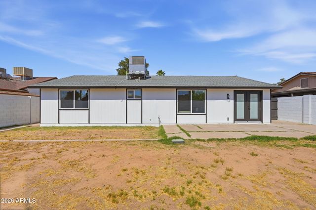 1825 W ROSAL Drive, Chandler, AZ 85224