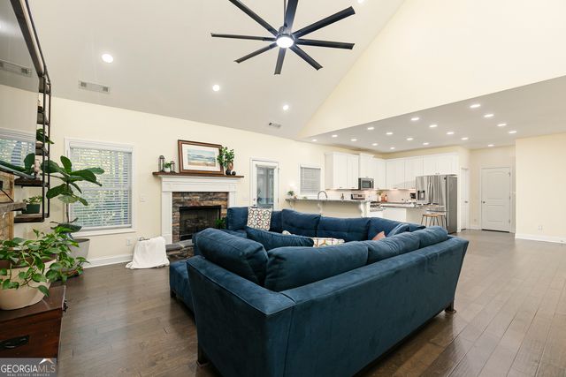 129 Unicoi Way, Dallas, GA 30132