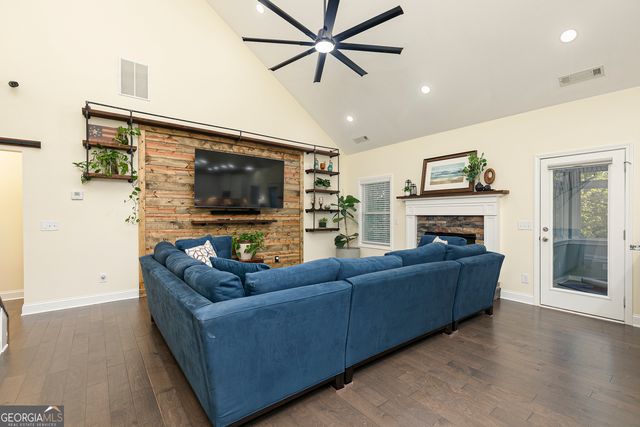 129 Unicoi Way, Dallas, GA 30132