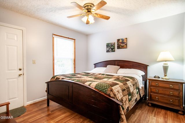 1410 Little Cove Church Road, Sevierville, TN 37862