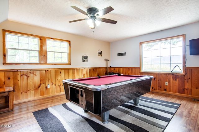 1410 Little Cove Church Road, Sevierville, TN 37862