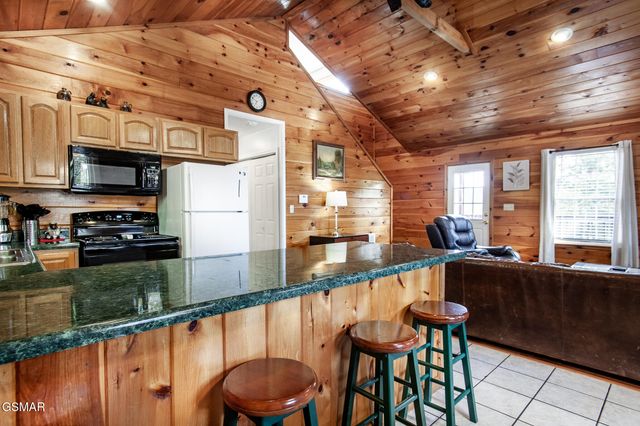 1410 Little Cove Church Road, Sevierville, TN 37862