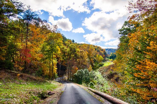 1410 Little Cove Church Road, Sevierville, TN 37862
