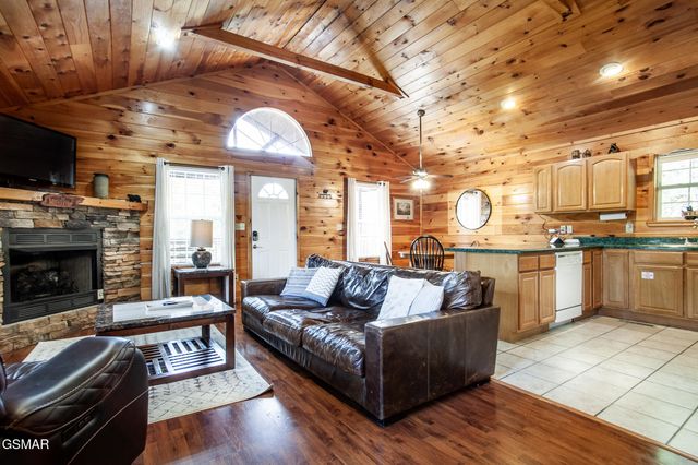 1410 Little Cove Church Road, Sevierville, TN 37862