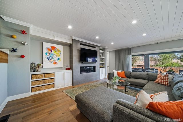 2732 S Jackson Street, Denver, CO 80210